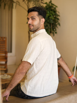Side view of off-white boho shirt for men with mandarin collar and short sleeves